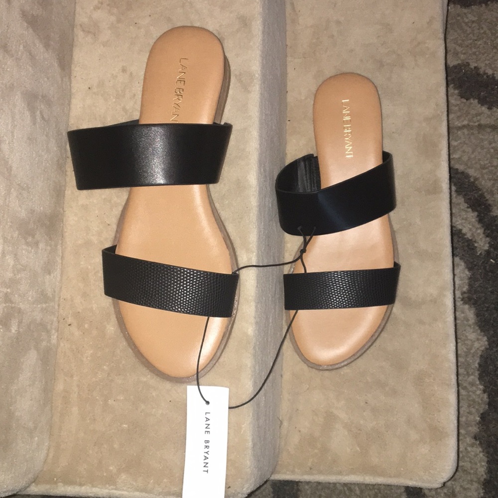 💐 Lane Bryant 2 strap sandals size 8